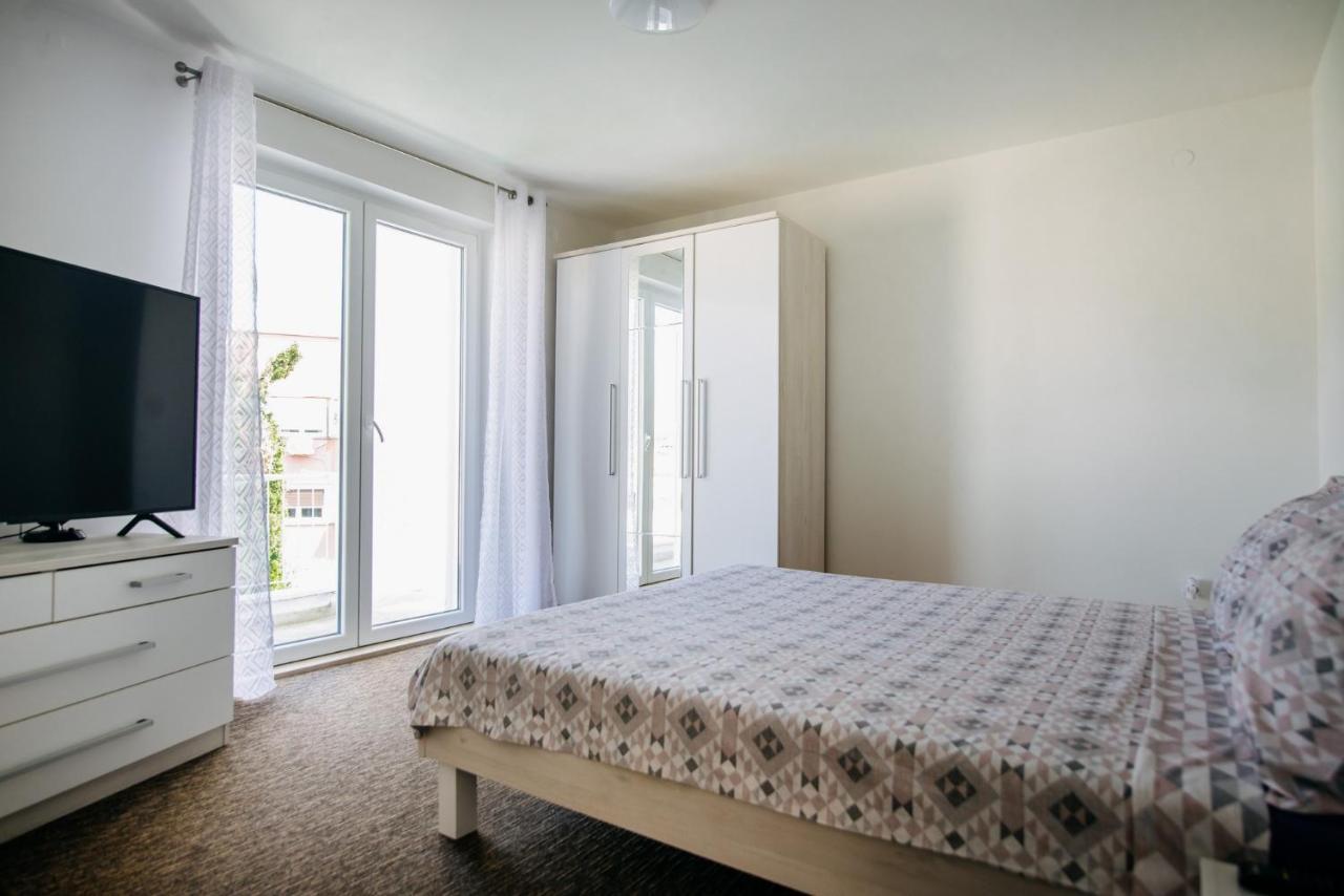 Sunnynest Apartment - 3Br Apt With Free Parking & Wi-Fi, Close To Lapad Bay Beach Дубровник Экстерьер фото