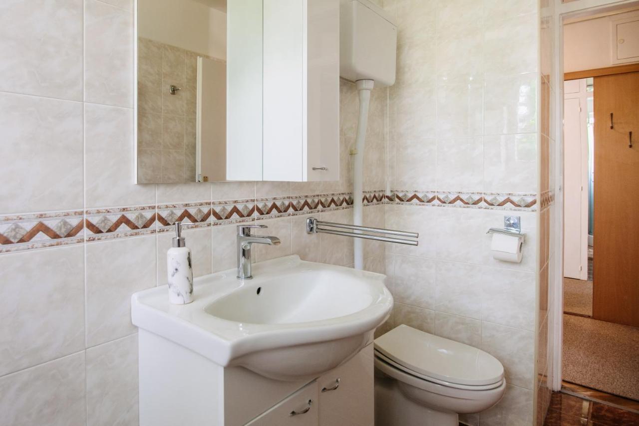 Sunnynest Apartment - 3Br Apt With Free Parking & Wi-Fi, Close To Lapad Bay Beach Дубровник Экстерьер фото