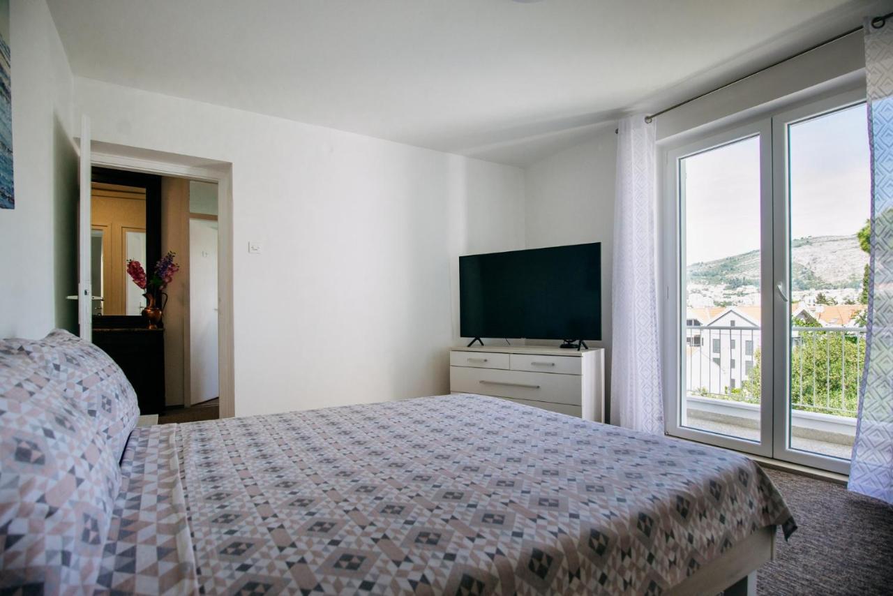 Sunnynest Apartment - 3Br Apt With Free Parking & Wi-Fi, Close To Lapad Bay Beach Дубровник Экстерьер фото