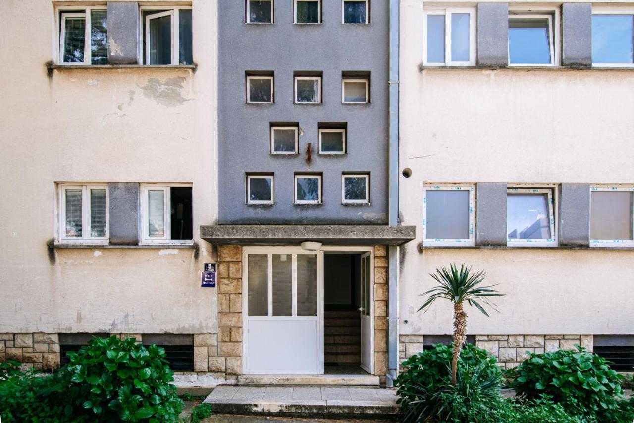 Sunnynest Apartment - 3Br Apt With Free Parking & Wi-Fi, Close To Lapad Bay Beach Дубровник Экстерьер фото