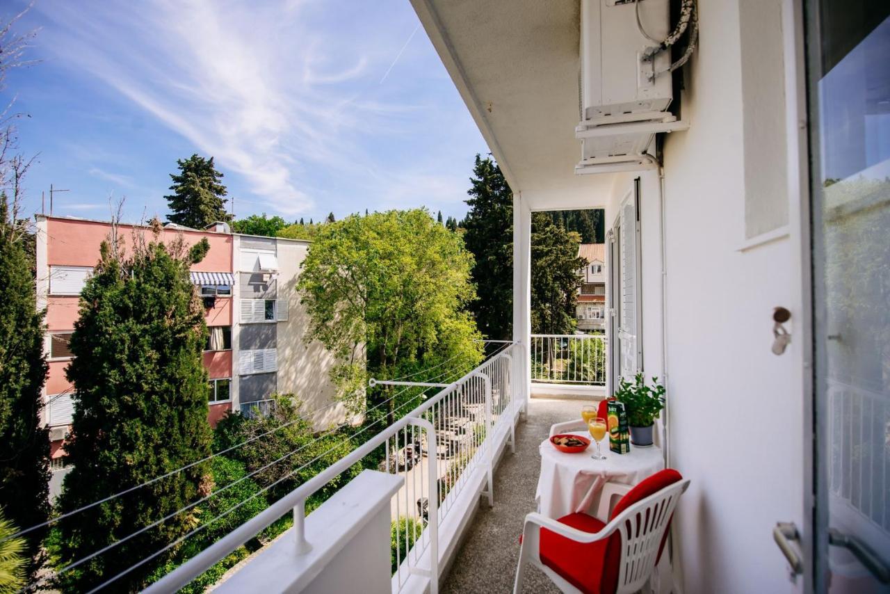 Sunnynest Apartment - 3Br Apt With Free Parking & Wi-Fi, Close To Lapad Bay Beach Дубровник Экстерьер фото